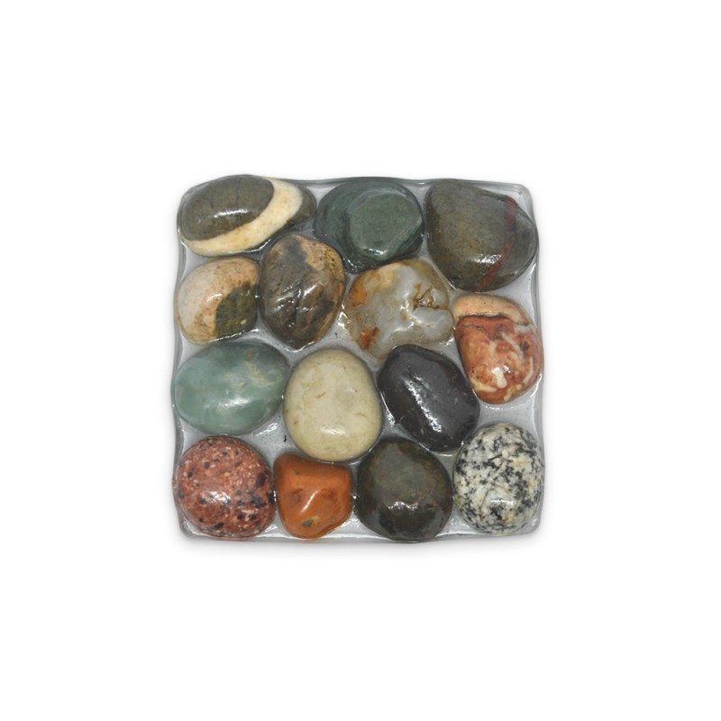 Soap dish with Black Sea stones